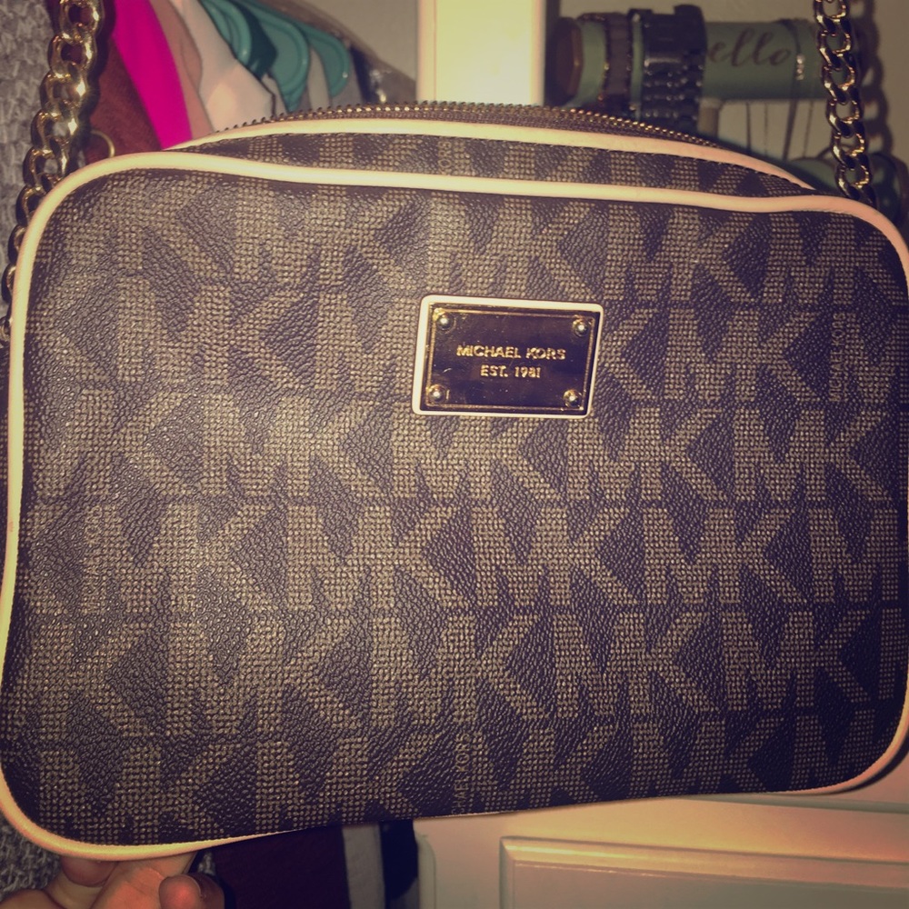 Michael Kors crossbody